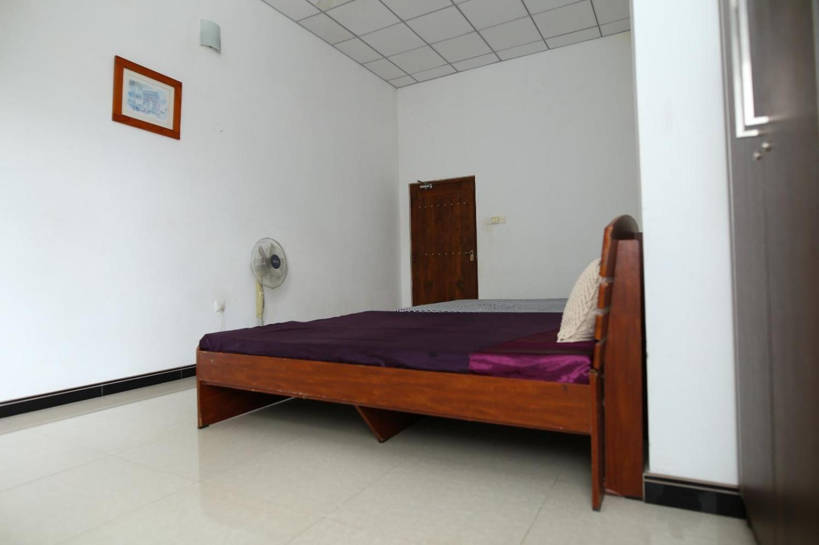 Sujee'S Guest House With Two Bed Rooms Анурадхапура Екстериор снимка